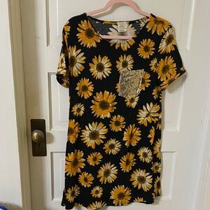 Sunflower Print T-Shirt Dress with Sequined Pocket - Black & Yellow